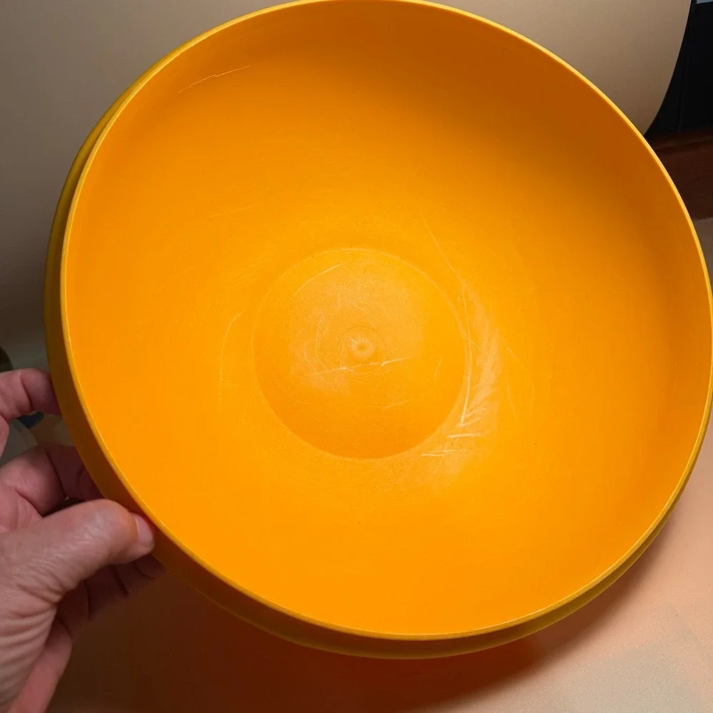 Tupperware vintage large